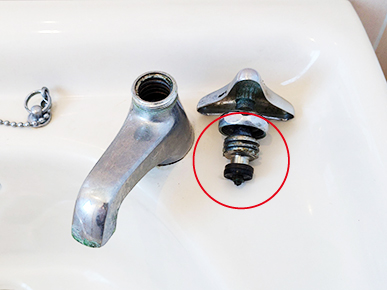 蛇口のコマパッキンの交換