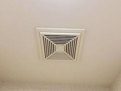 トイレの換気扇交換