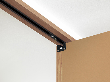 クローゼット・ドア部品交換